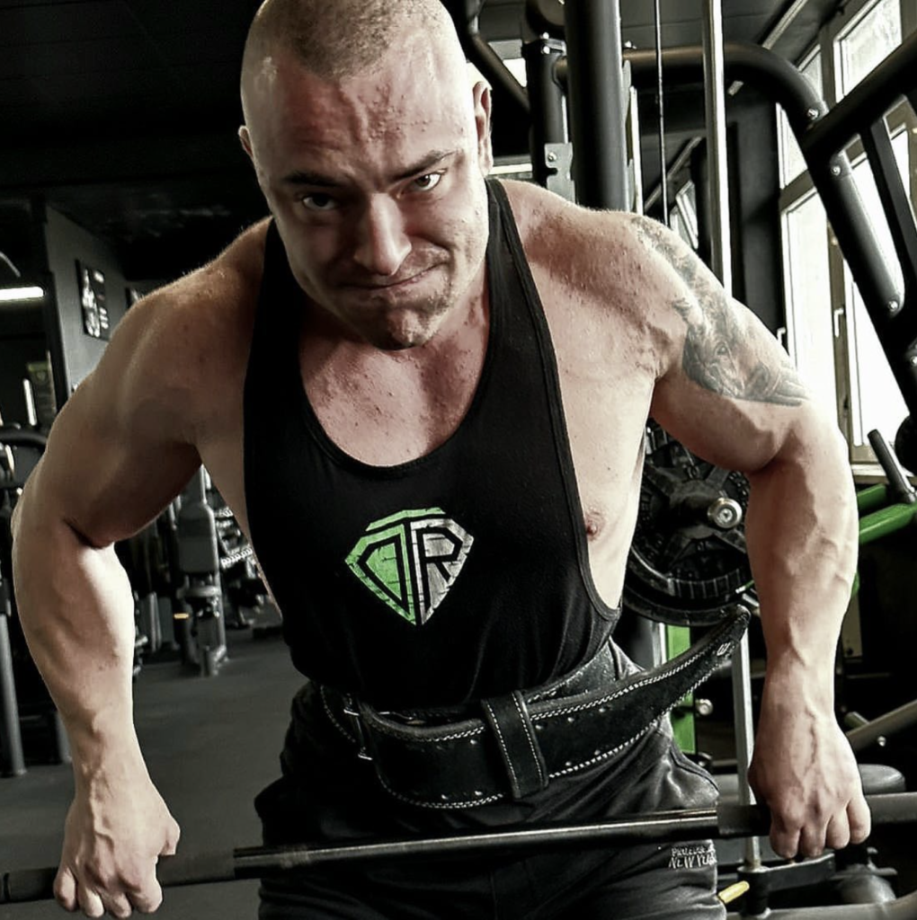 Disziplin ist das, was bleibt: Lukas Bauer auf dem Weg zu seinem ersten Bodybuilding-Wettkampf 1 Lukas Bauer